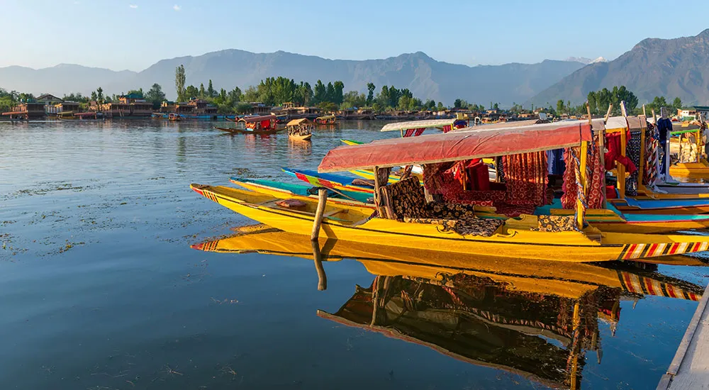 Kashmir 3-Night Experience: A Perfect Blend of Serenity, Adventure, and Culture